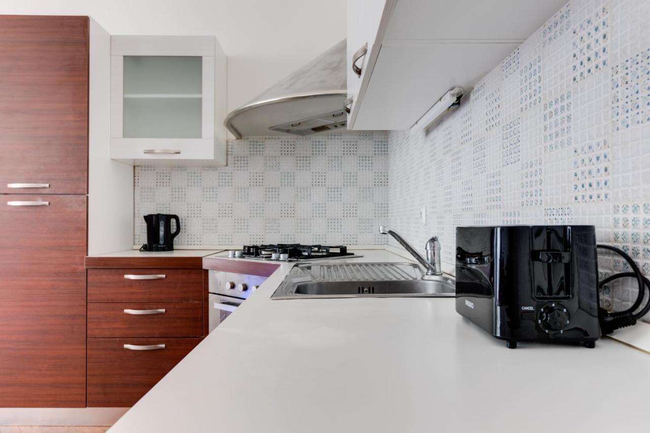Luxury Riverside Apartments In The Center Of Πράγα Εξωτερικό φωτογραφία