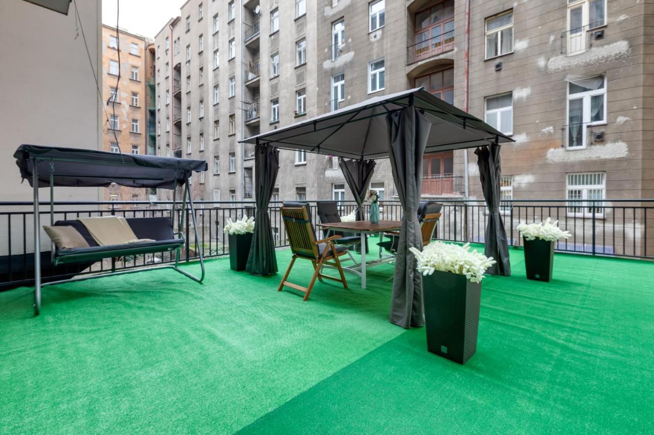 Luxury Riverside Apartments In The Center Of Πράγα Εξωτερικό φωτογραφία