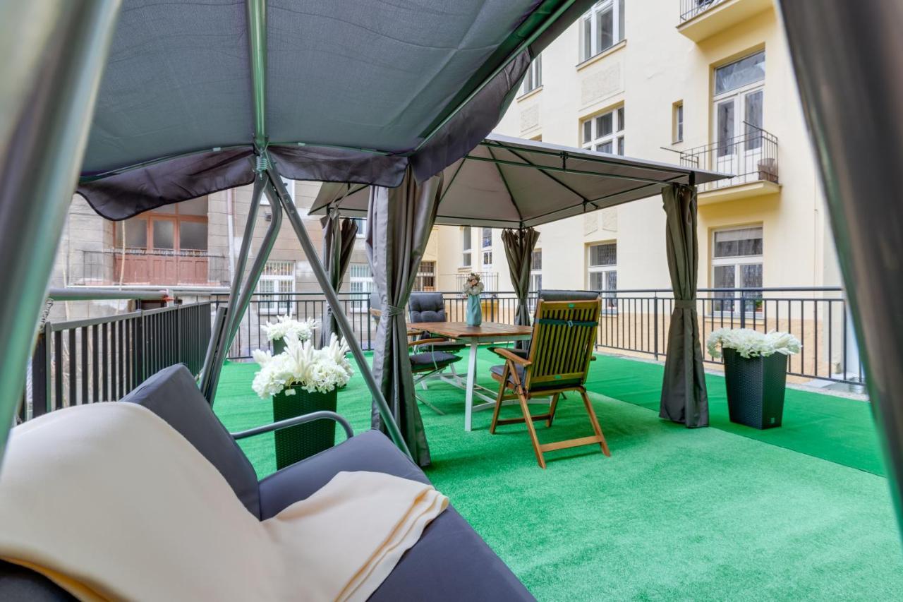 Luxury Riverside Apartments In The Center Of Πράγα Εξωτερικό φωτογραφία