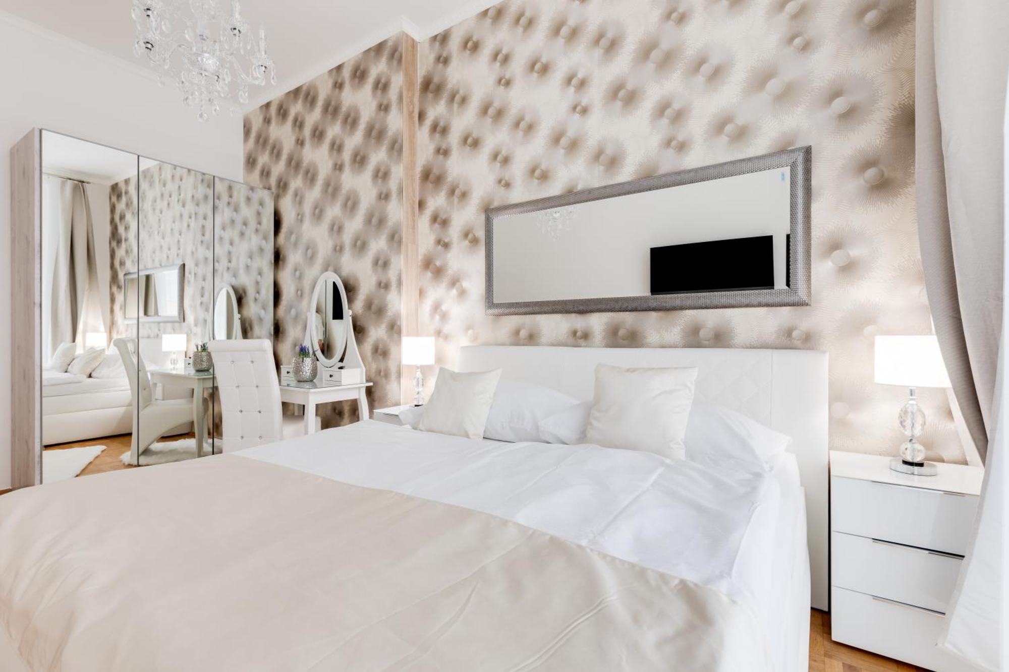 Luxury Riverside Apartments In The Center Of Πράγα Εξωτερικό φωτογραφία